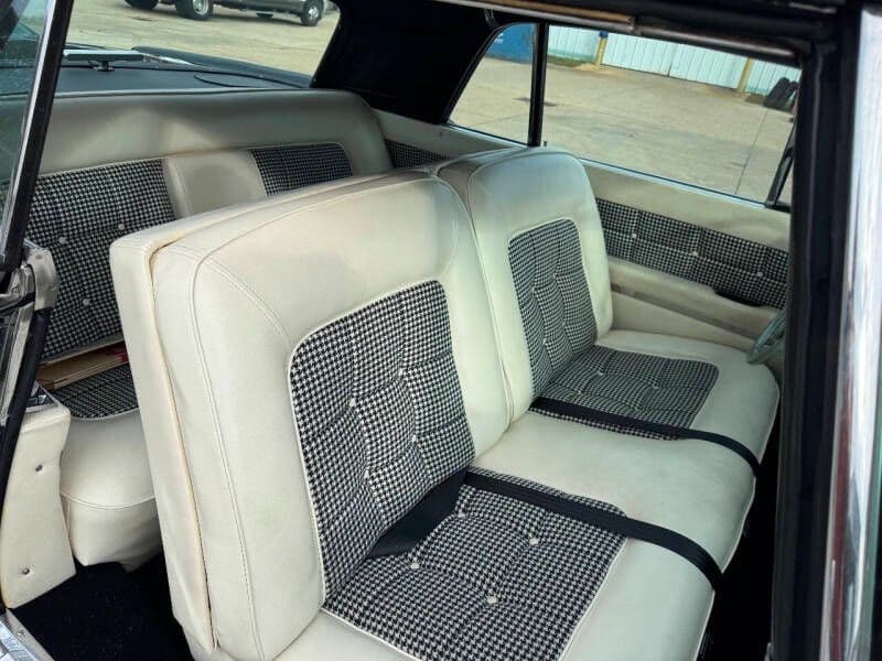1956 Lincoln Continental thumbnail 8