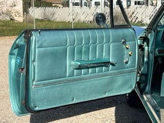 1965 Chevrolet Impala thumbnail 13