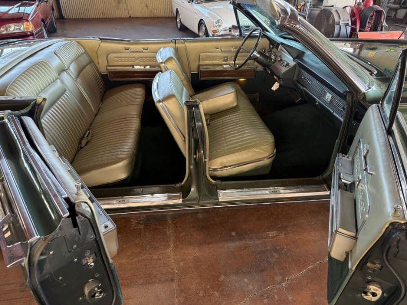 1966 Lincoln Continental Convertible thumbnail 19
