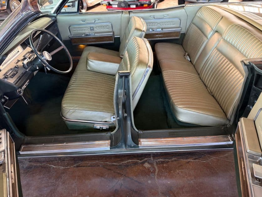 1966 Lincoln Continental Convertible thumbnail 21