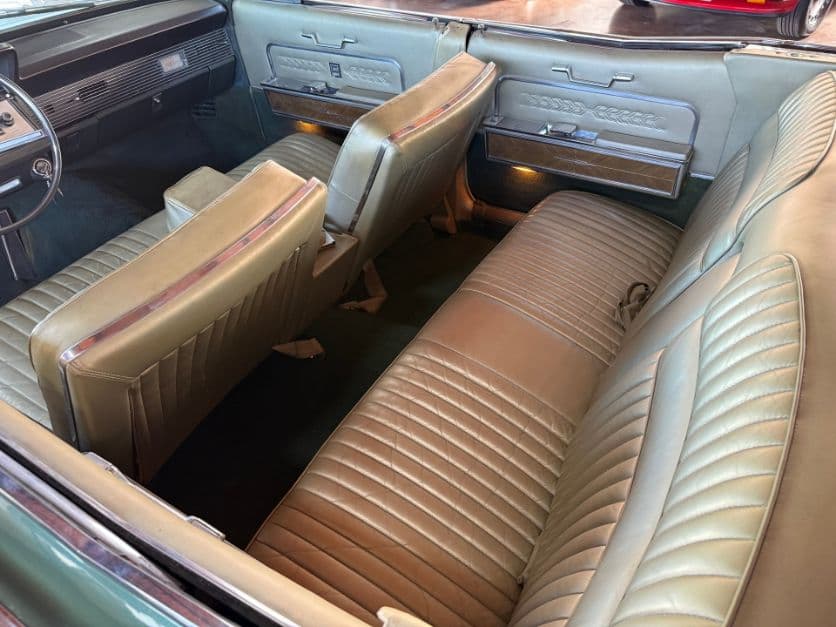 1966 Lincoln Continental Convertible thumbnail 22