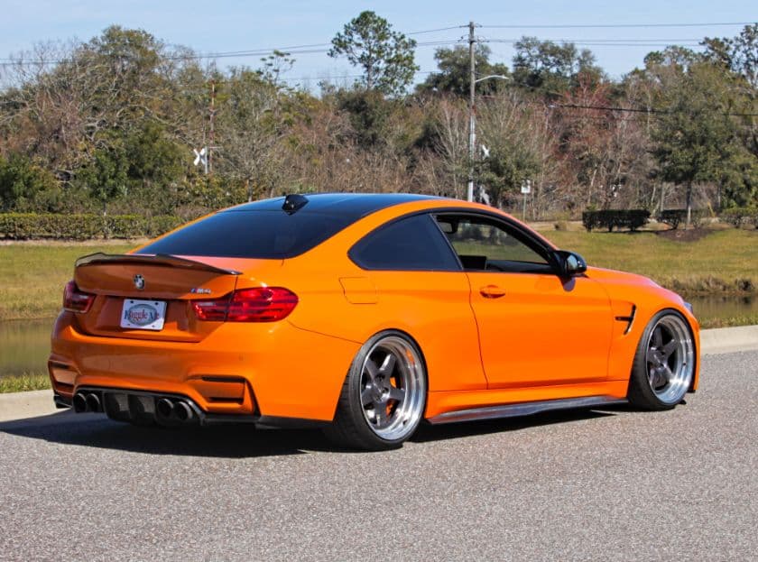 2015 BMW M4 thumbnail 3