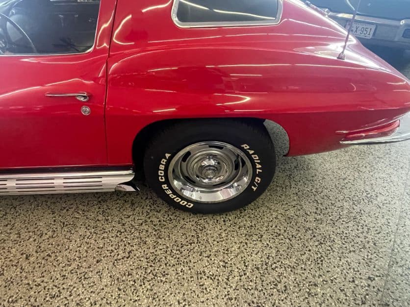 1966 Chevrolet Corvette thumbnail 4