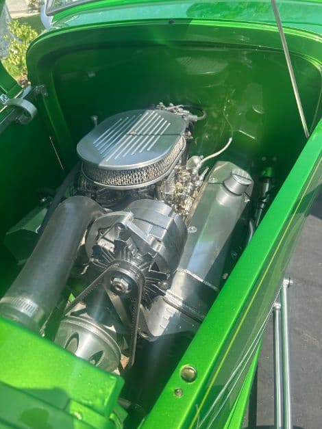 1932 Ford Roadster thumbnail 3