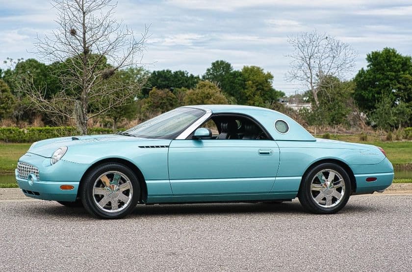 2002 Ford Thunderbird — photo 1