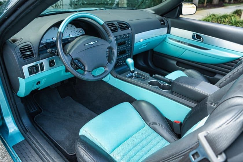 2002 Ford Thunderbird thumbnail 7