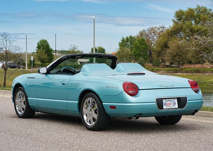 2002 Ford Thunderbird thumbnail 15