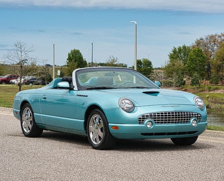 2002 Ford Thunderbird thumbnail 3
