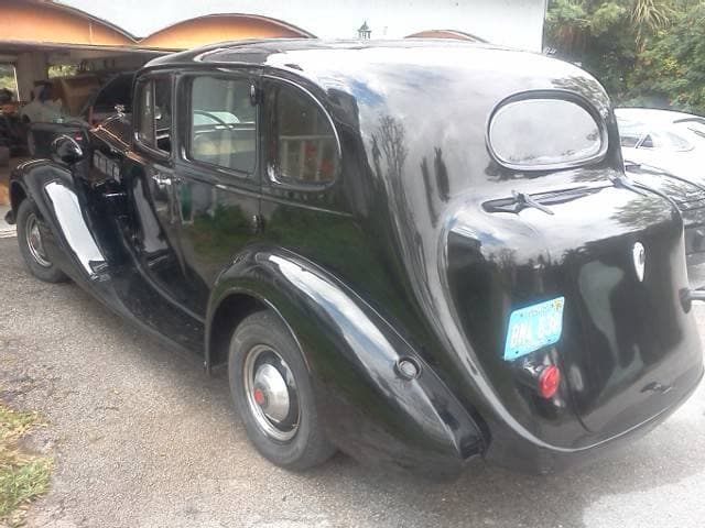 1937 Packard Super 8 thumbnail 4