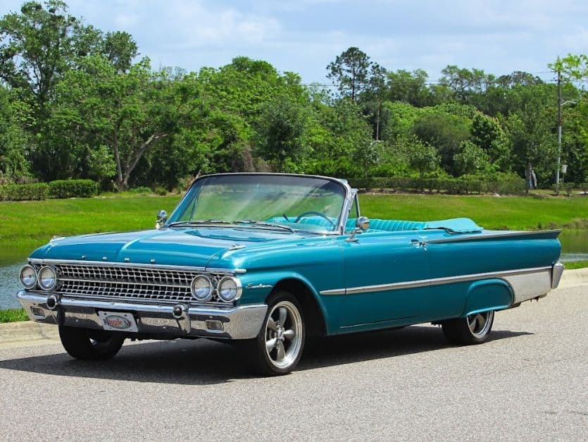 1961 Ford Galaxie thumbnail 3