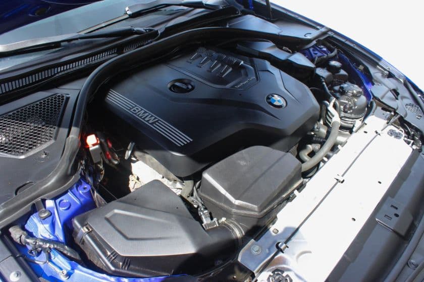2020 BMW 330i thumbnail 9