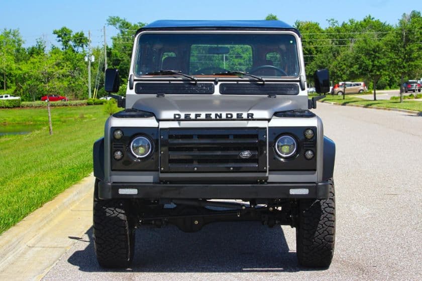 1997 Land Rover Defender thumbnail 5