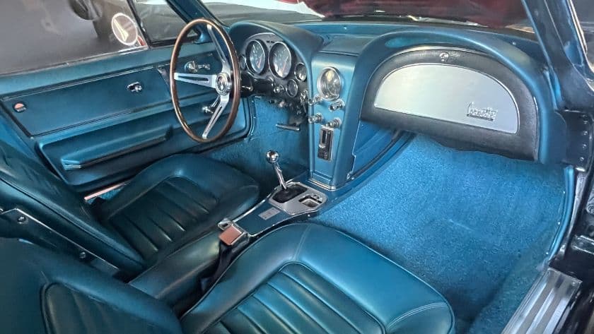 1966 Chevrolet Corvette thumbnail 5