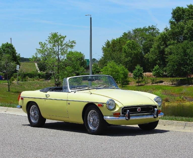 1970 MG MGB — photo 1