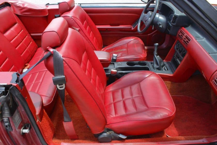 1988 Ford Mustang thumbnail 7