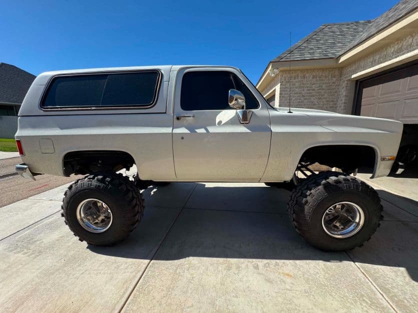 1989 Chevrolet Blazer K5 thumbnail 3