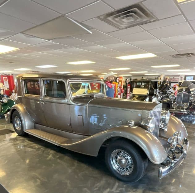 1934 Packard Super 8 — photo 1