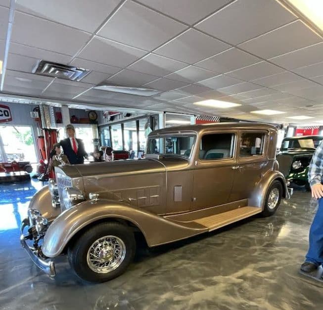 1934 Packard Super 8 thumbnail 5