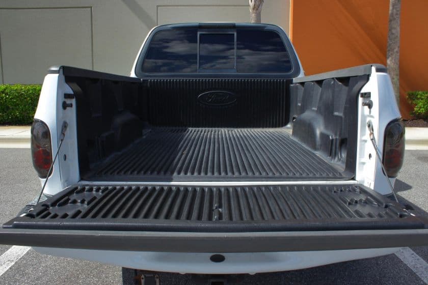2003 Ford F150 SVT Lightning thumbnail 7