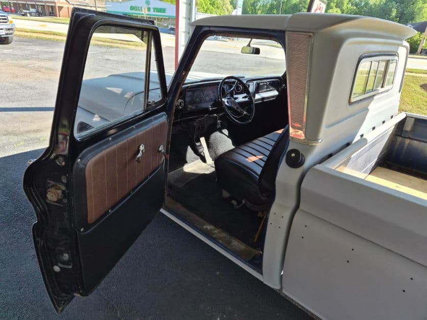 1965 Chevrolet C10 thumbnail 7