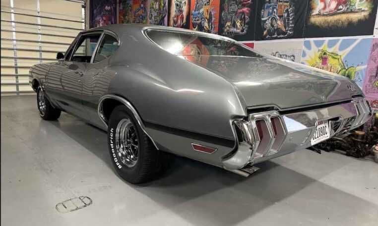 1970 Oldsmobile Cutlass S thumbnail 3