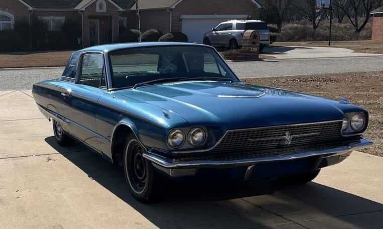 1966 Ford Thunderbird thumbnail 3