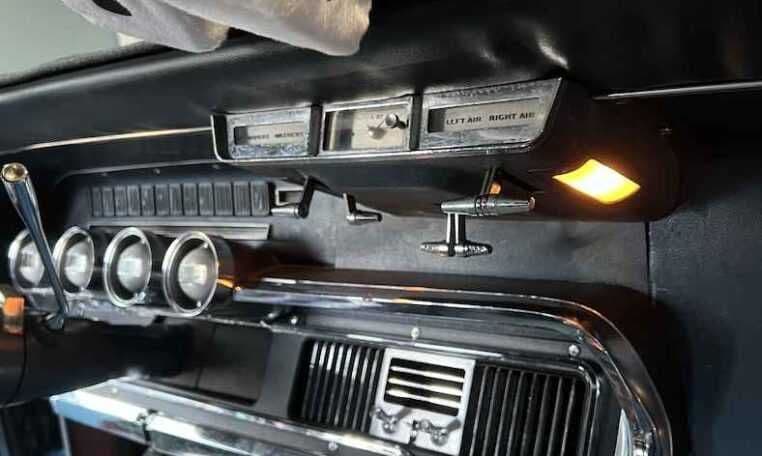 1966 Ford Thunderbird thumbnail 6