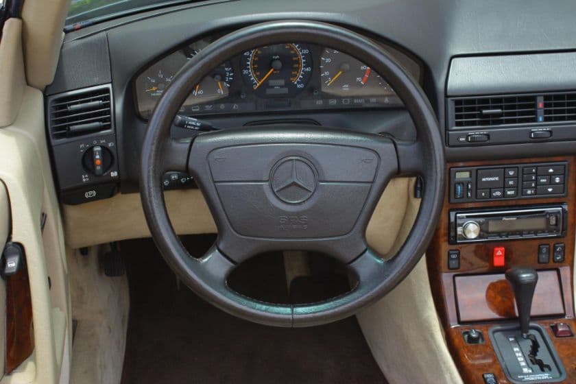 1992 Mercedes 500SL thumbnail 10