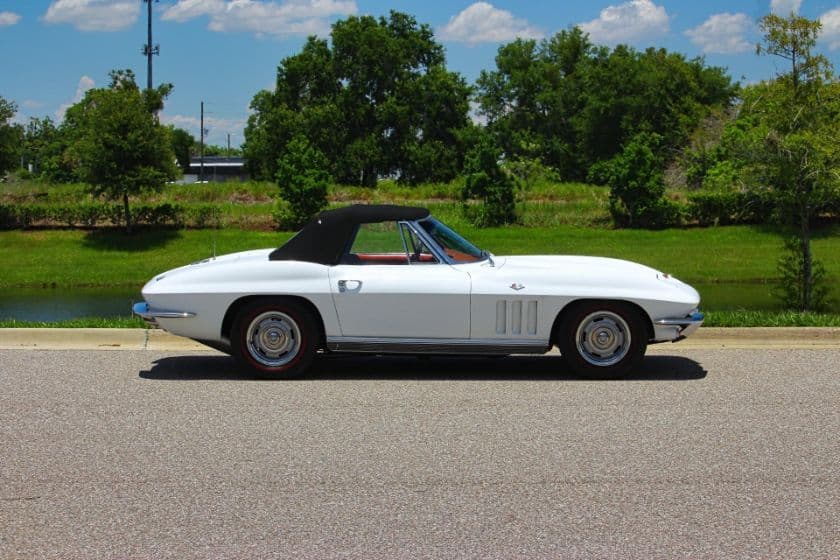 1966 Chevrolet Corvette Convertible thumbnail 10
