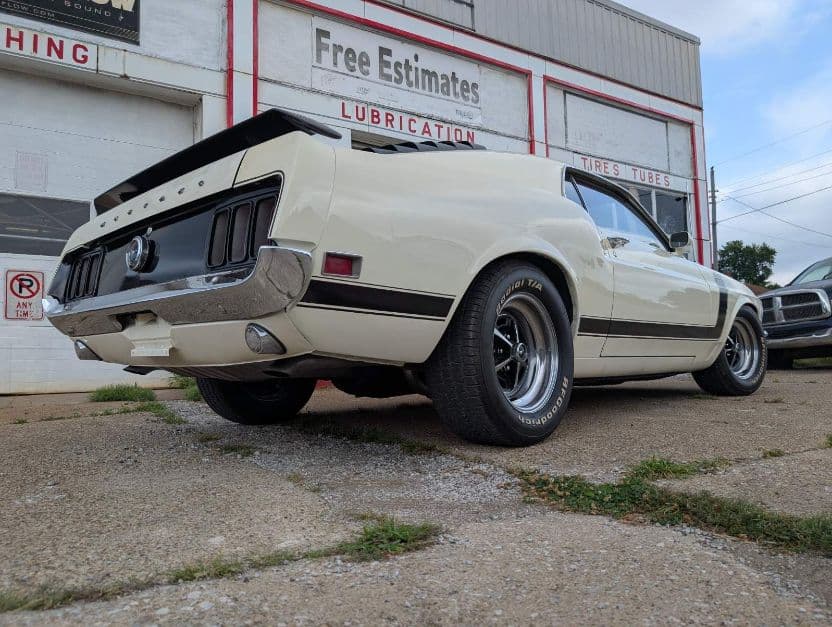 1970 Ford Mustang Boss 302 thumbnail 13