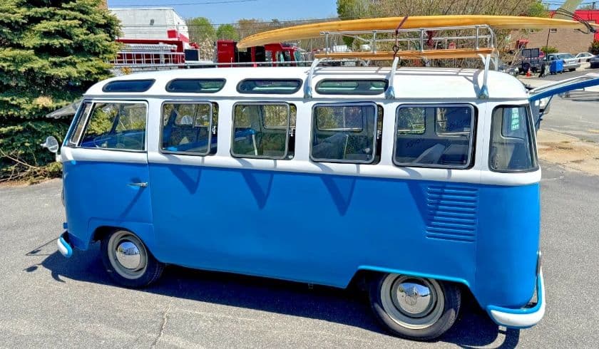 1965 Volkswagen 23-Window Samba Bus thumbnail 4