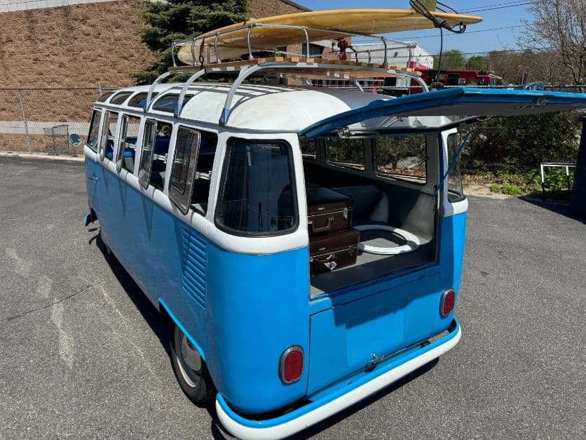 1965 Volkswagen 23-Window Samba Bus thumbnail 8
