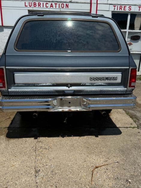 1988 Dodge Ramcharger thumbnail 4