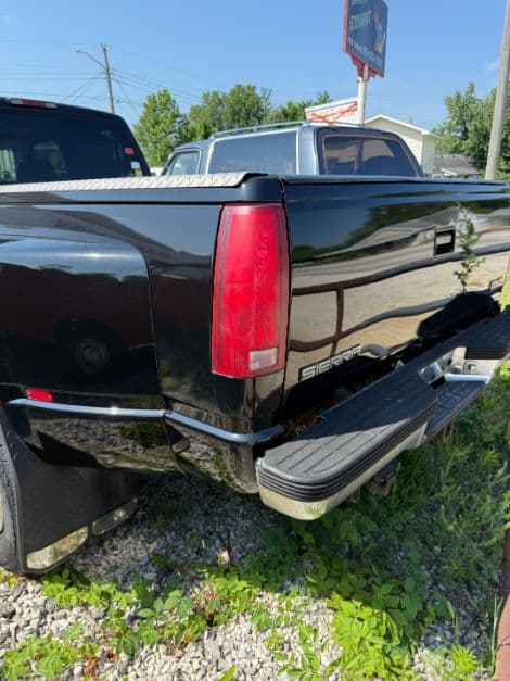 1999 GMC 3500 Dually thumbnail 3