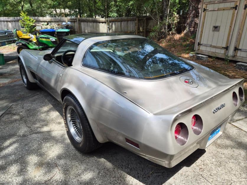 1982 Chevrolet Corvette thumbnail 3