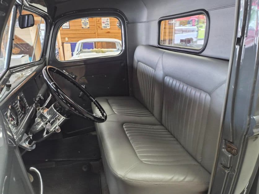 1946 Ford F1 thumbnail 10