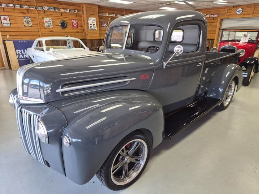 1946 Ford F1 — photo 1