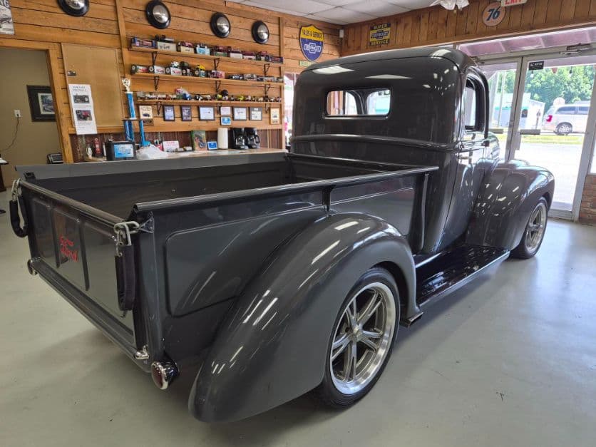 1946 Ford F1 thumbnail 3