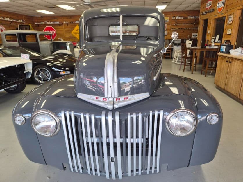1946 Ford F1 thumbnail 6