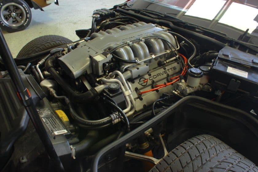1990 Chevrolet Corvette thumbnail 11