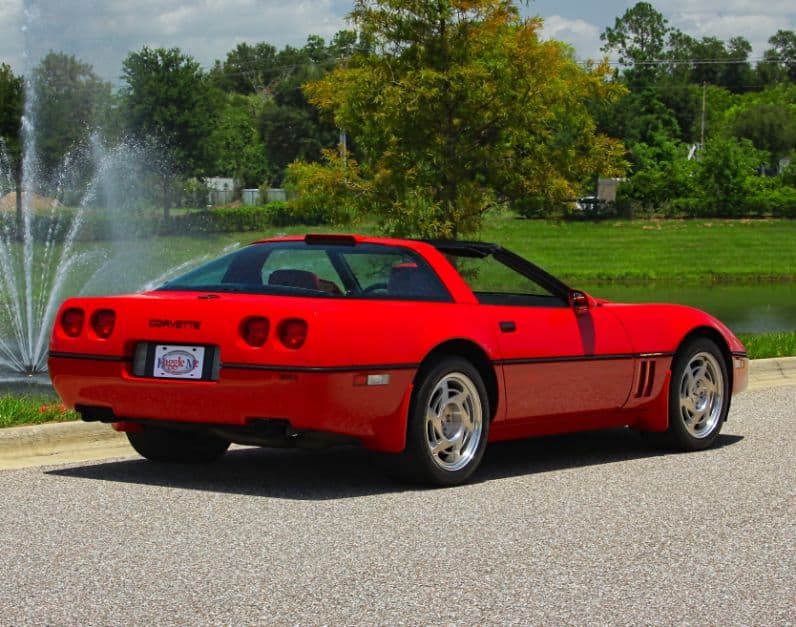 1990 Chevrolet Corvette thumbnail 6