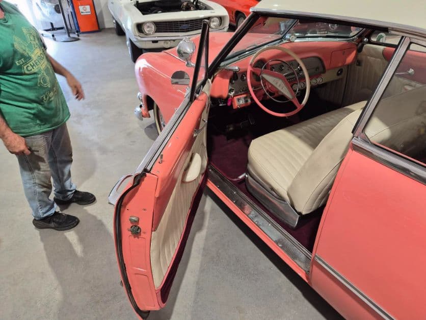 1951 Ford Crown Victoria thumbnail 6