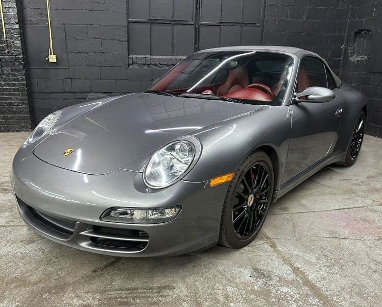 2008 Porsche 911 Cabriolet thumbnail 3