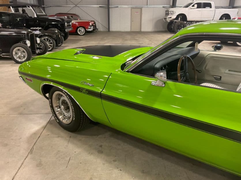 1970 Dodge Challenger R/T Tribute thumbnail 12