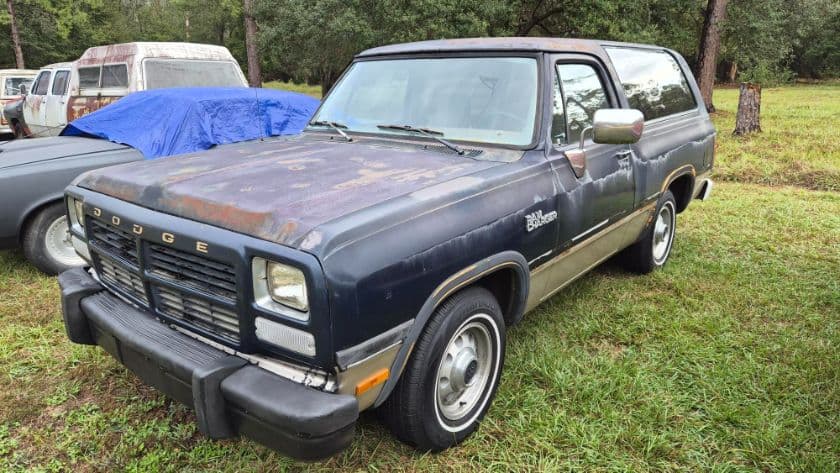 1992 Dodge Ramcharger — photo 1