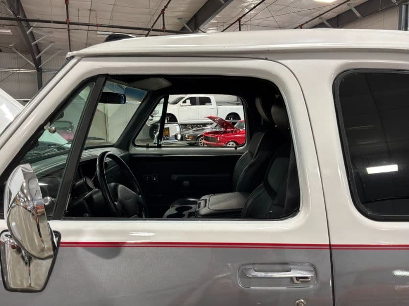 1993 Dodge 2500 thumbnail 8
