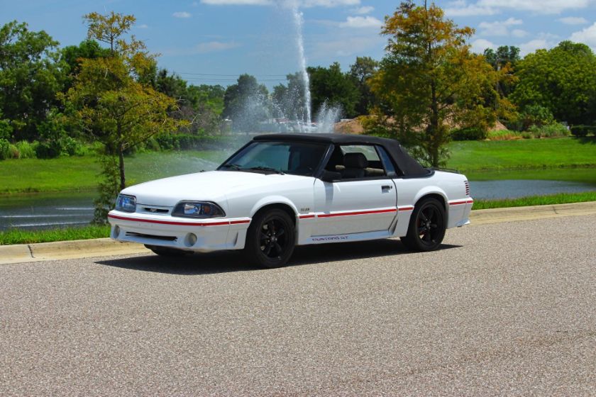1987 Ford Mustang GT thumbnail 16