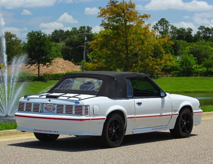 1987 Ford Mustang GT thumbnail 8