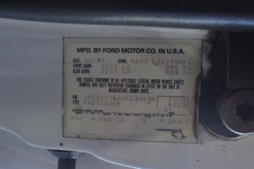 1987 Ford Mustang GT thumbnail 3