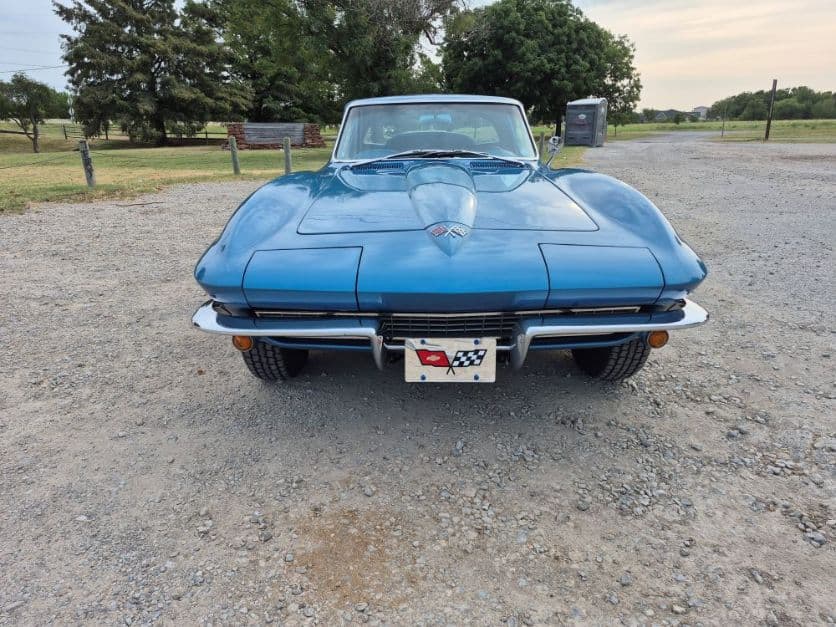 1965 Chevrolet Corvette thumbnail 5